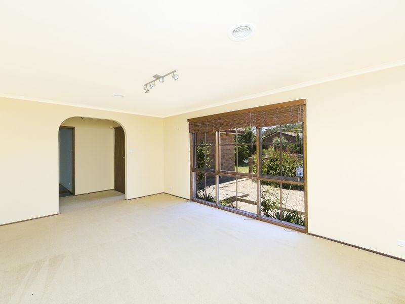 10 Bouchard Place, Fadden ACT 2904