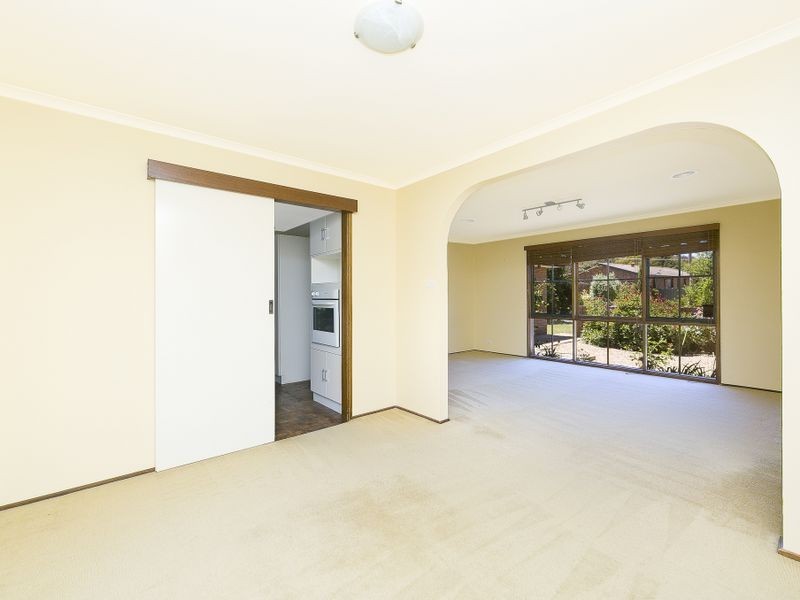 10 Bouchard Place, Fadden ACT 2904