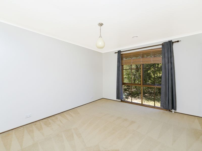 10 Bouchard Place, Fadden ACT 2904