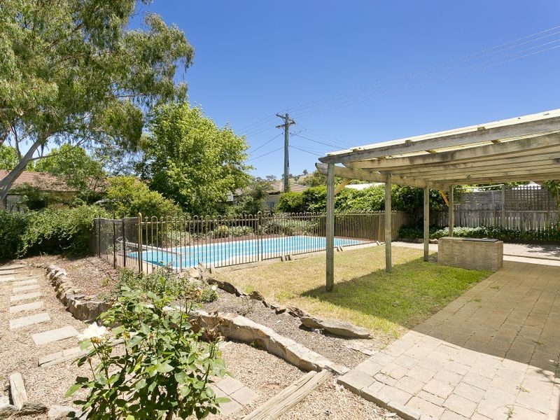 10 Bouchard Place, Fadden ACT 2904