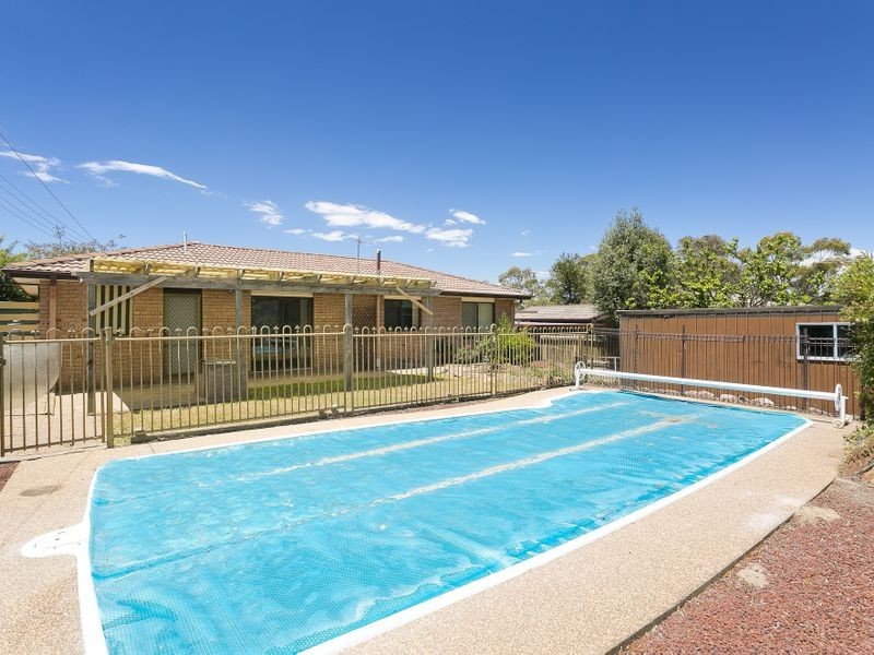 10 Bouchard Place, Fadden ACT 2904