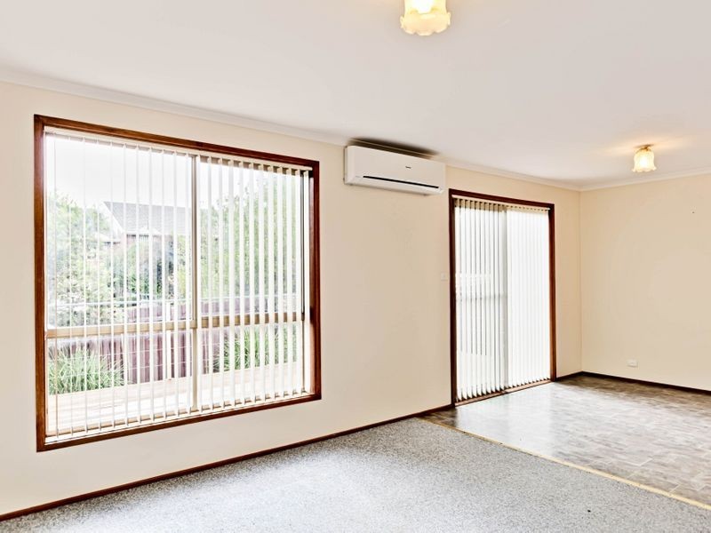 1 Charlton Crescent, Gordon ACT 2906