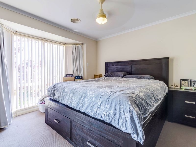 94 Charterisville Avenue, Conder ACT 2906