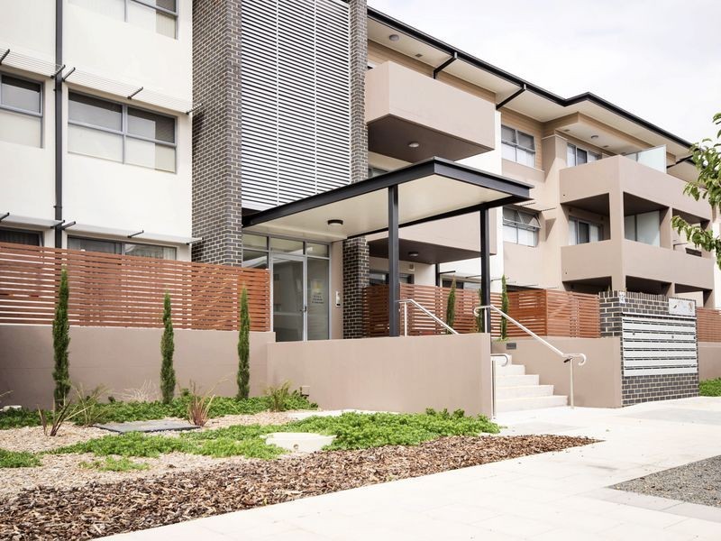 76/121 Easty Street, Phillip ACT 2606