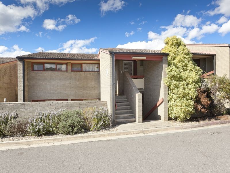 8/7 McGee Place, Pearce ACT 2607