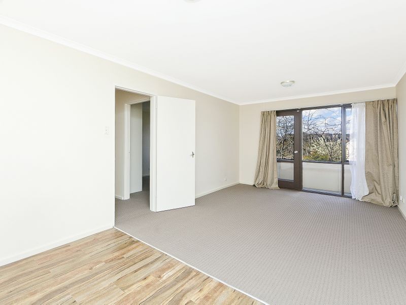 8/7 McGee Place, Pearce ACT 2607