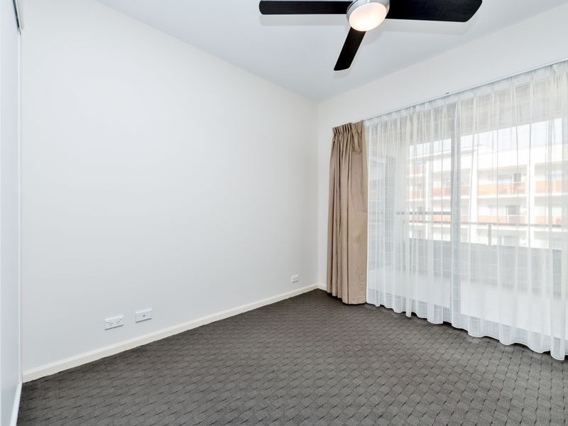 22/2 Eileen Good Street, Greenway ACT 2900