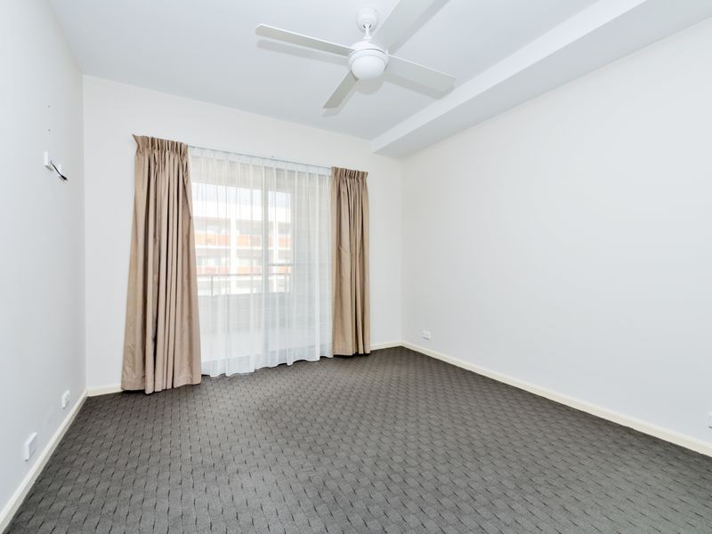 22/2 Eileen Good Street, Greenway ACT 2900