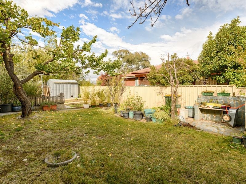 8 McLarty Court, Kambah ACT 2902