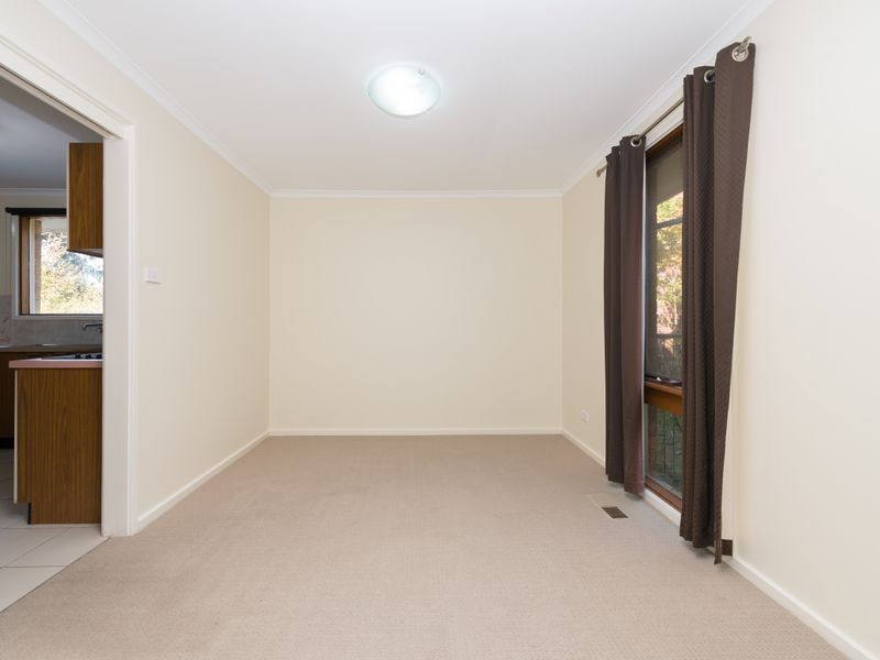 6 Dempster Place, Kambah ACT 2902