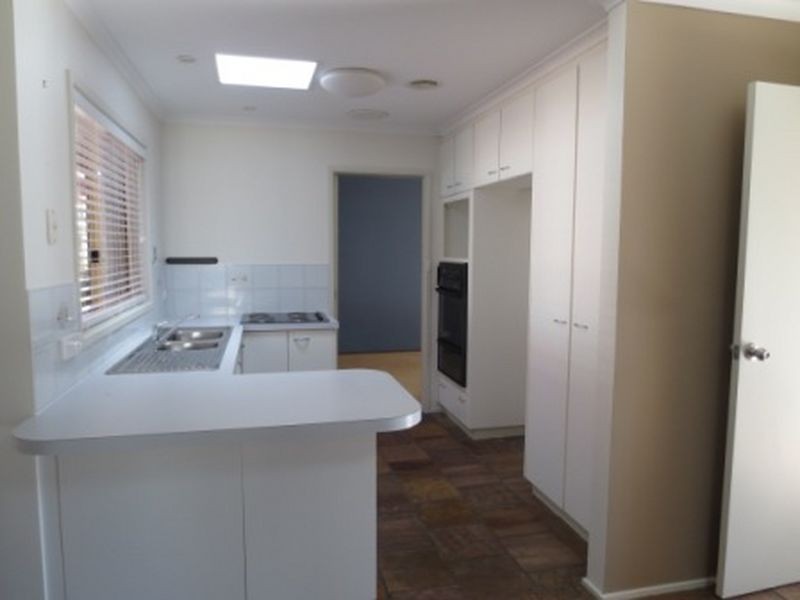 9 Bastow Circuit, Banks ACT 2906