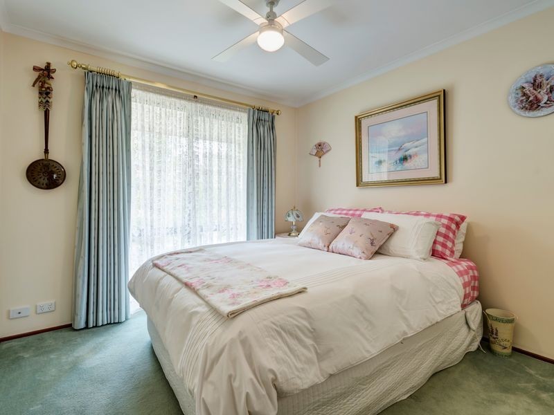 14 Pennington Crescent, Calwell ACT 2905
