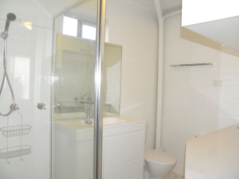 2/2 Donald Road, Queanbeyan NSW 2620