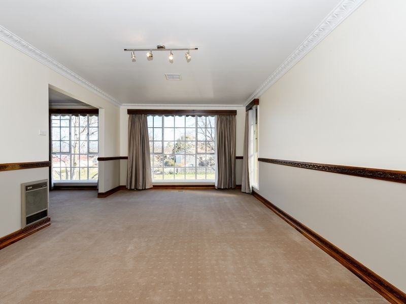 4 Langley Place, Kambah ACT 2902