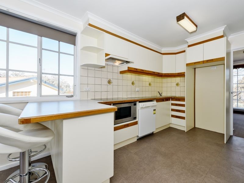 4 Langley Place, Kambah ACT 2902