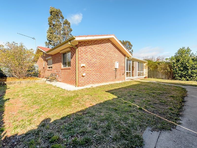 2 Wiburd Street, Banks ACT 2906