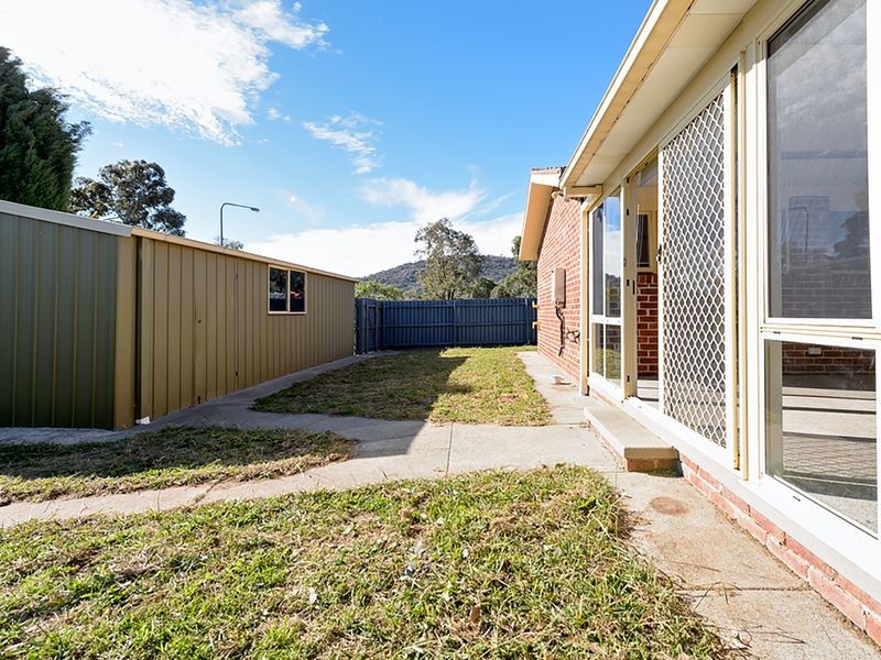 2 Wiburd Street, Banks ACT 2906