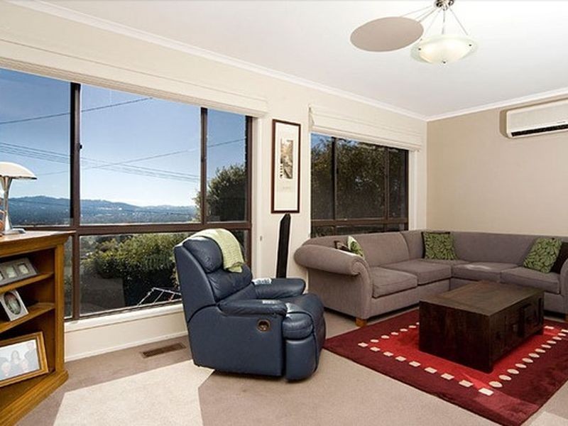 26 Mountain Circuit, Calwell ACT 2905