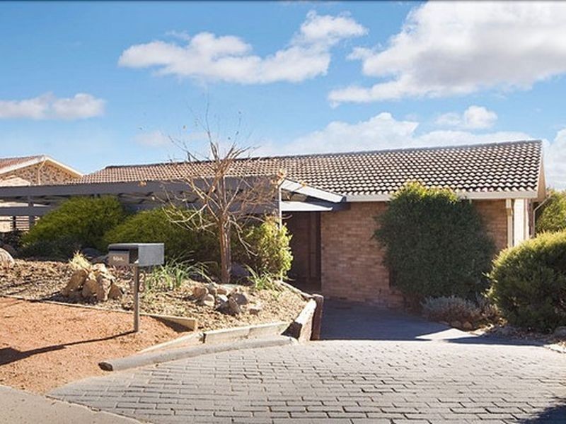 26 Mountain Circuit, Calwell ACT 2905