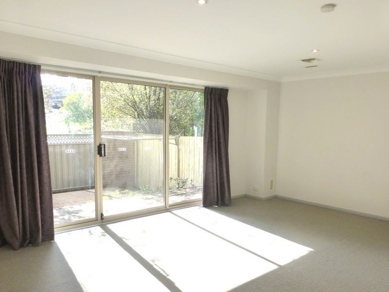 4/3 Heard Street, Mawson ACT 2607