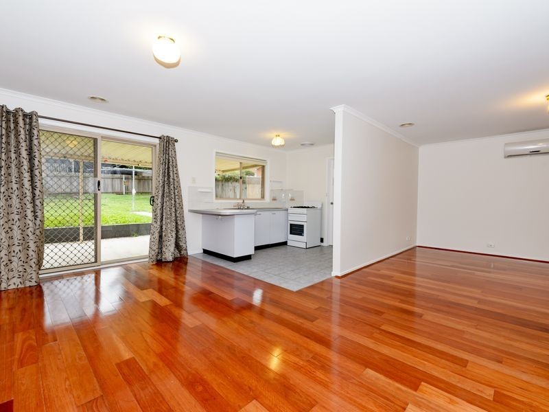 37 House Circuit, Banks ACT 2906