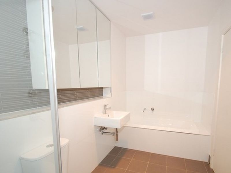 63/58 Cowlishaw Street, Greenway ACT 2900