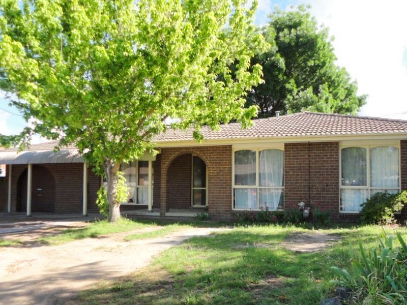 8 Longman Street, Richardson ACT 2905