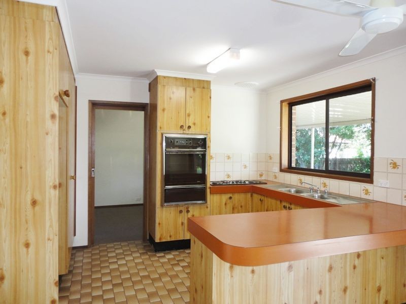 8 Longman Street, Richardson ACT 2905