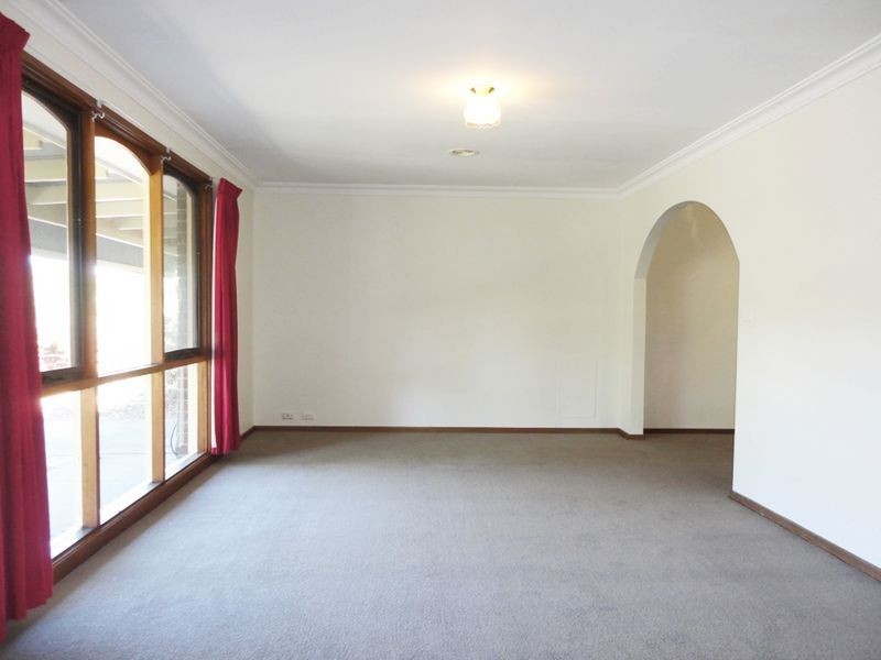 8 Longman Street, Richardson ACT 2905