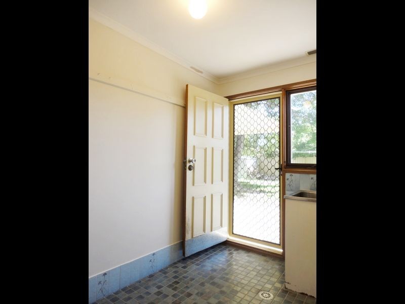 8 Longman Street, Richardson ACT 2905