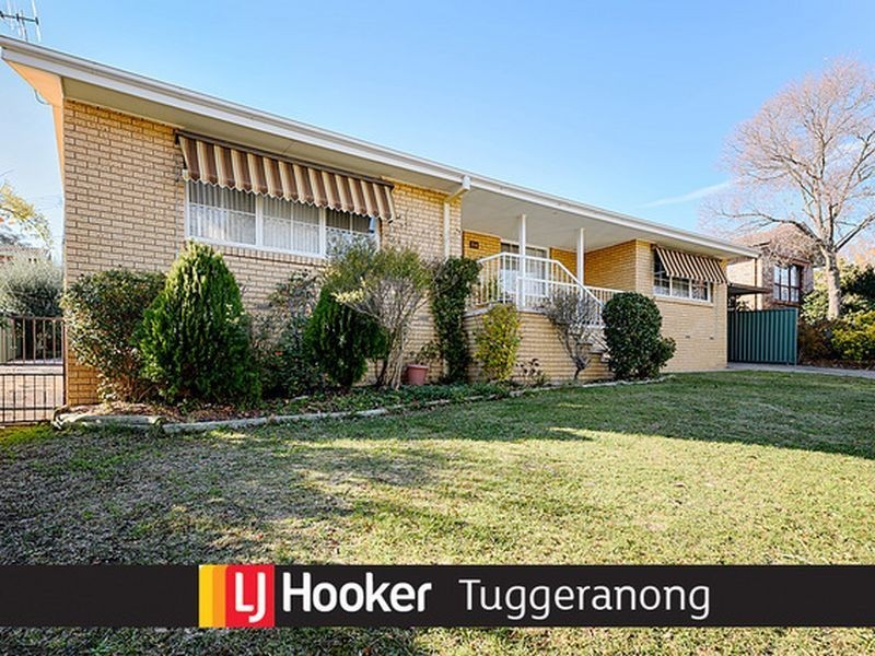 54 Balfour Crescent, Wanniassa ACT 2903
