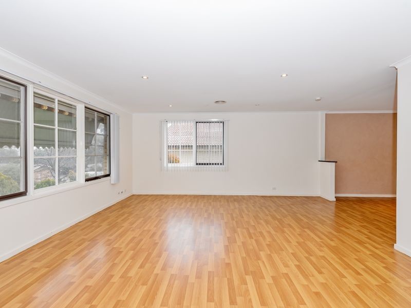 54 Balfour Crescent, Wanniassa ACT 2903