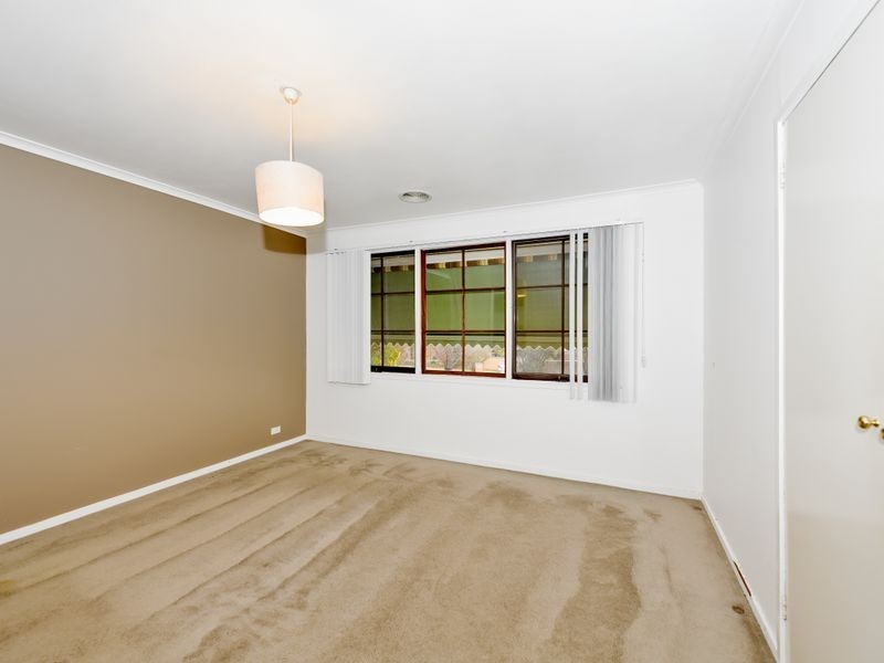 54 Balfour Crescent, Wanniassa ACT 2903