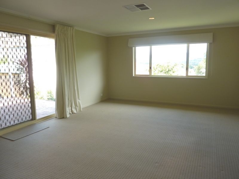24 Russell Drysdale Crescent, Conder ACT 2906
