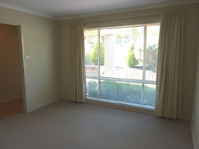 24 Russell Drysdale Crescent, Conder ACT 2906