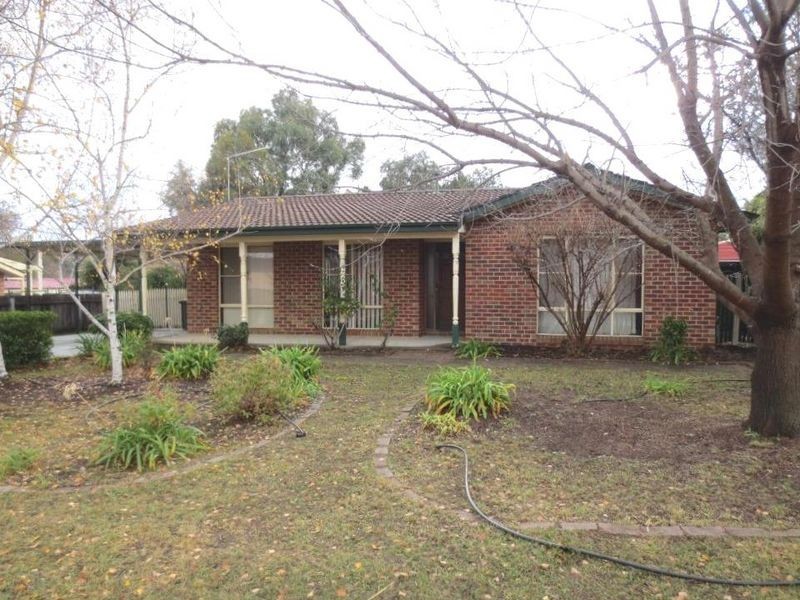 56 Clare Dennis Avenue, Gordon ACT 2906
