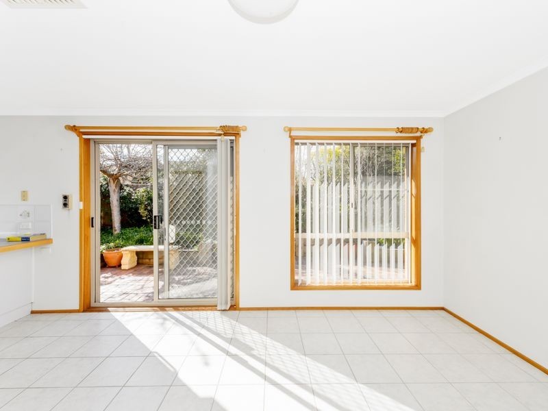 6 12 Clamp Place, Greenway ACT 2900