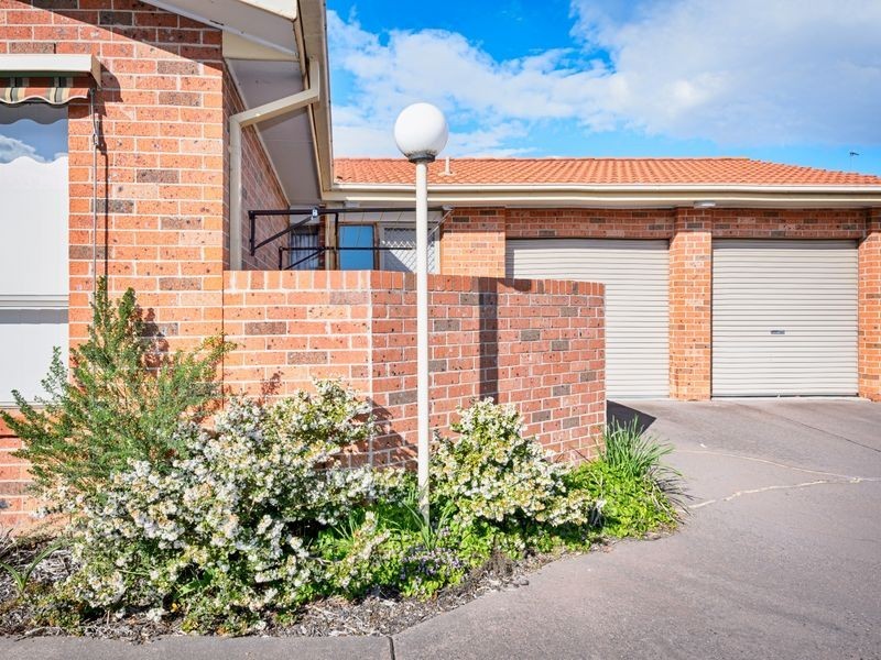 6 12 Clamp Place, Greenway ACT 2900