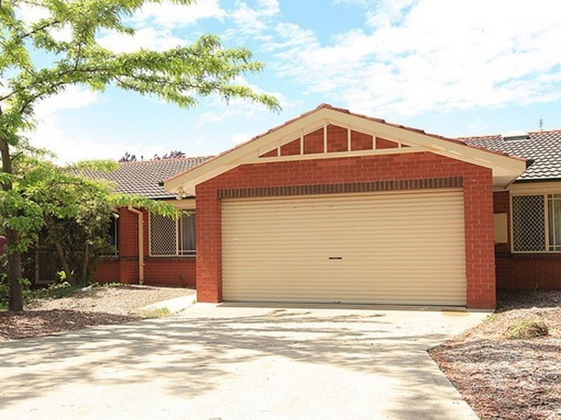 9 Blackett Crescent, Greenway ACT 2900