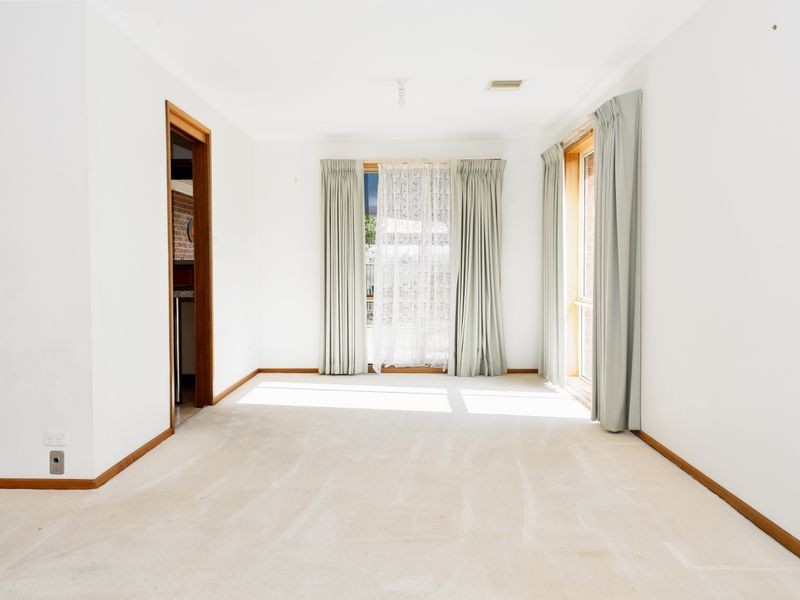 13 Bottrill Crescent, Bonython ACT 2905