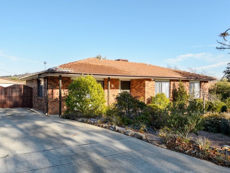 18 Freda Gibson Circuit, Theodore ACT 2905