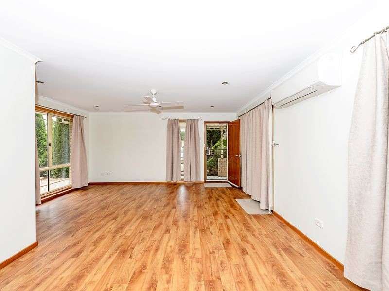 2 Wilson Crescent, Banks ACT 2906