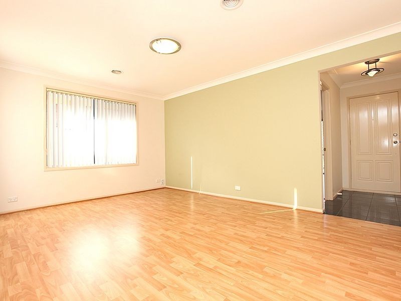 2/17 Whitford Place, Conder ACT 2906