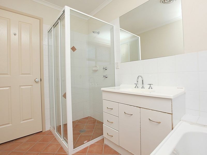 2/17 Whitford Place, Conder ACT 2906