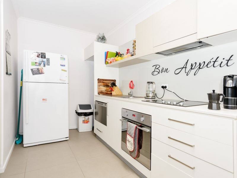 92/140 – 1 Anketell Street “The Vue”, Greenway ACT 2900