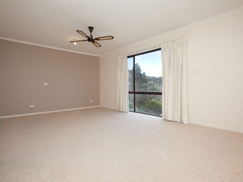 33 Tatchell Street, Calwell ACT 2905