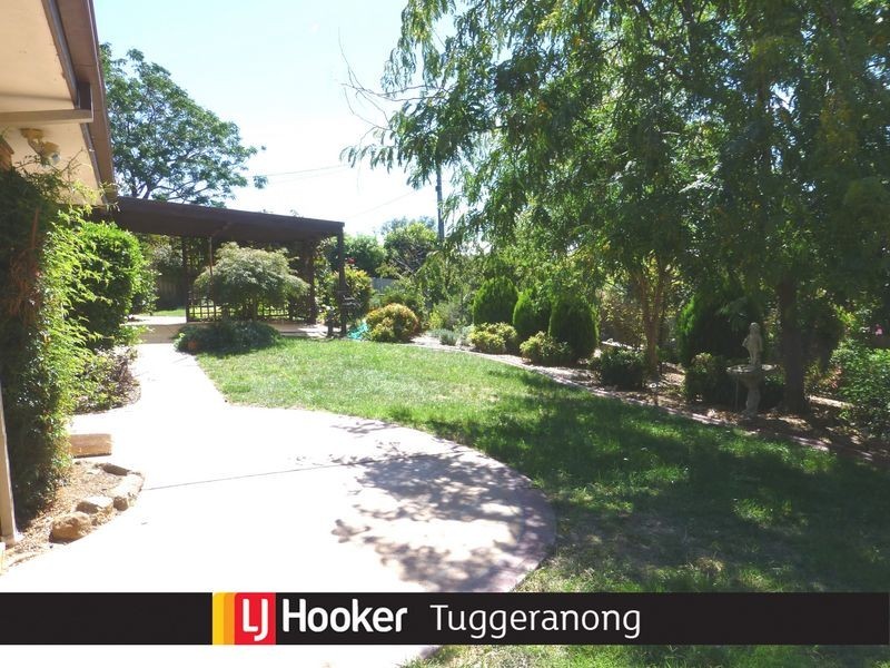 96 Learmonth Drive, Kambah ACT 2902
