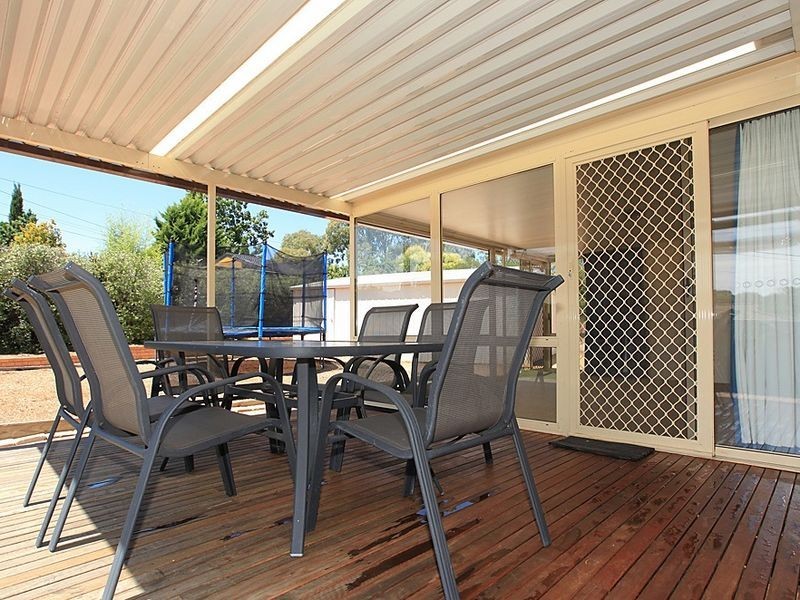 112 Wheeler Crescent, Wanniassa ACT 2903