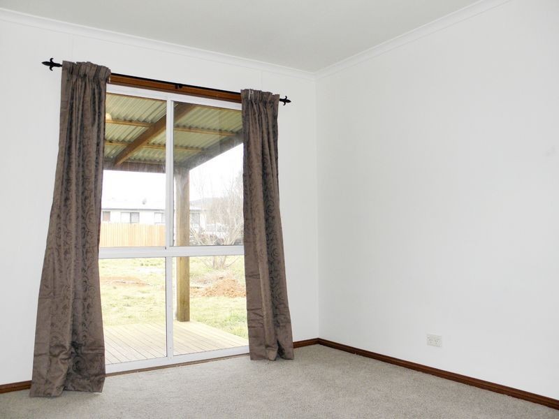 21 Ryrie Street, Michelago NSW 2620