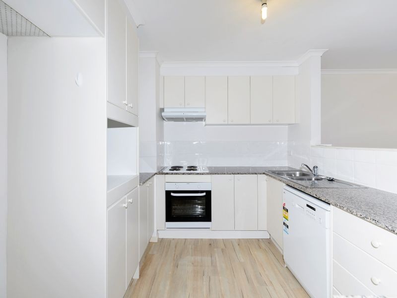 8/41 Leahy Close, Narrabundah ACT 2604
